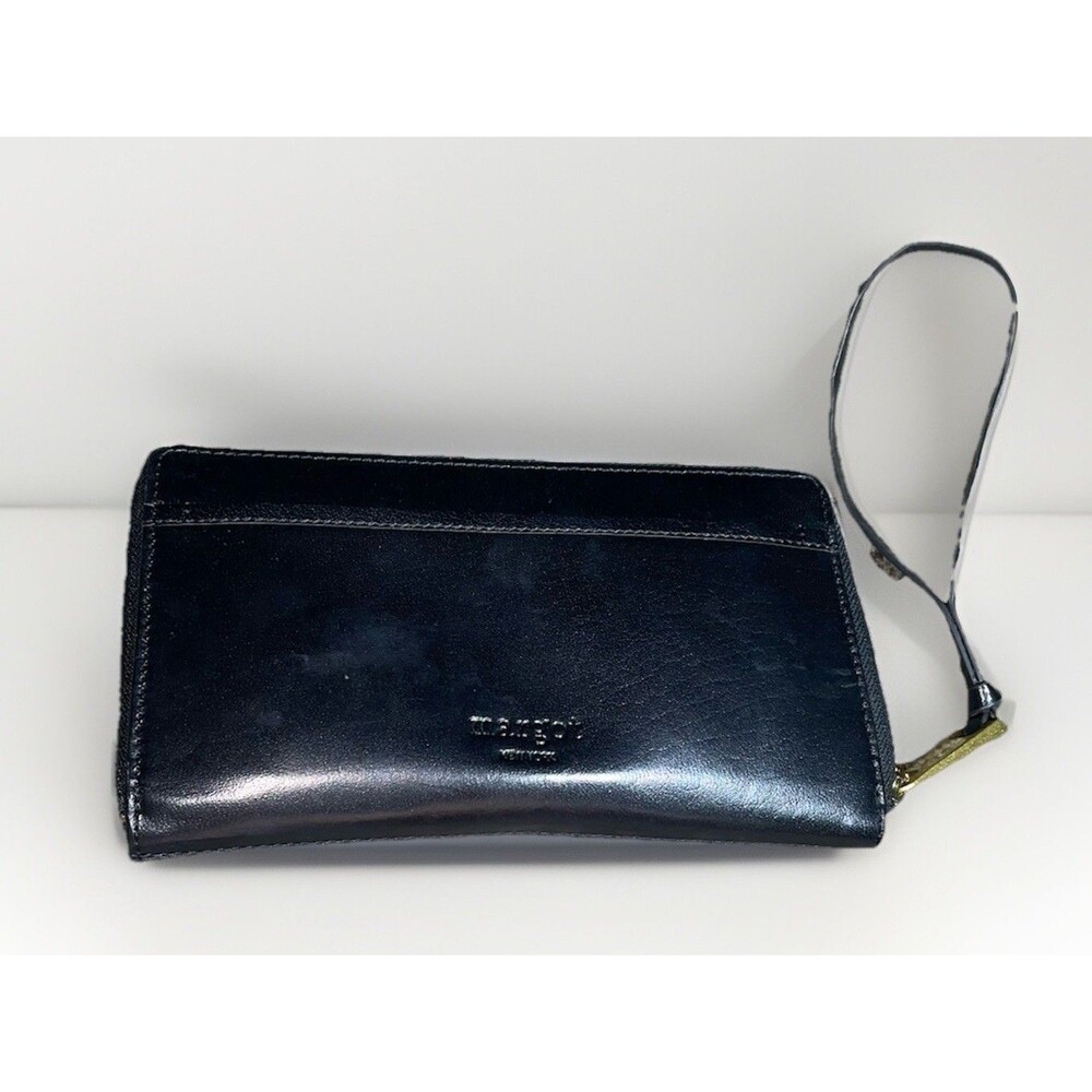 Margot New York Black Leather Wristlet Wallet. Very Clean!